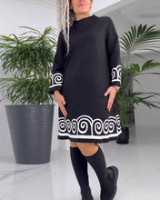 Φόρτωση εικόνας στο εργαλείο προβολής Συλλογής, Μακρυμάνικο φόρεμα με κυματιστό σχέδιο
